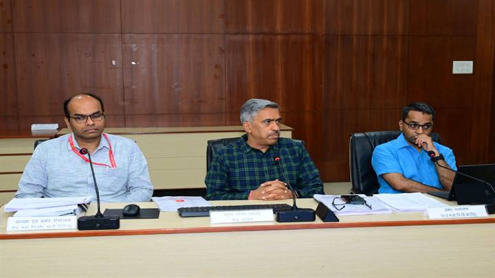 ऑनलाइन आवेदन करने पर तत्काल मिलेगा बिजली कनेक्शन : प्रमुख सचिव ऊर्जा श्री दुबे